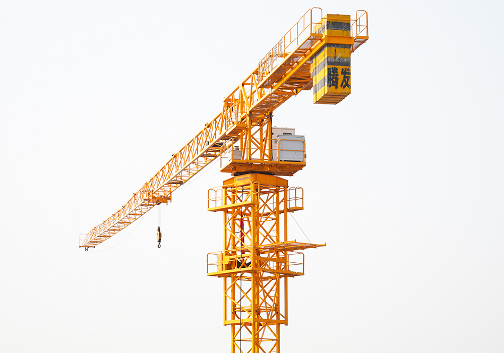 QTP100 (6013) Düz üst kule vinçleri 6/8t jib uzunluğu 36/42/48/52/60m